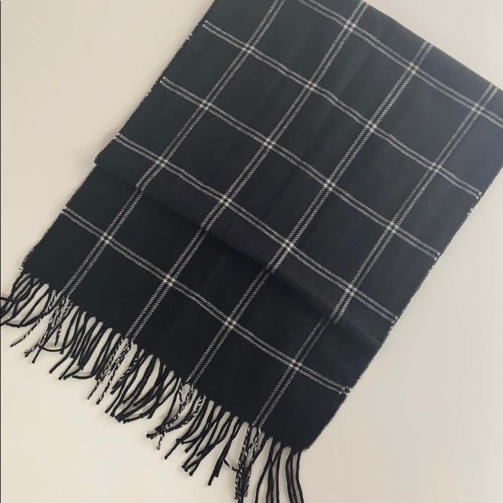 Black and White Plaid Scarf